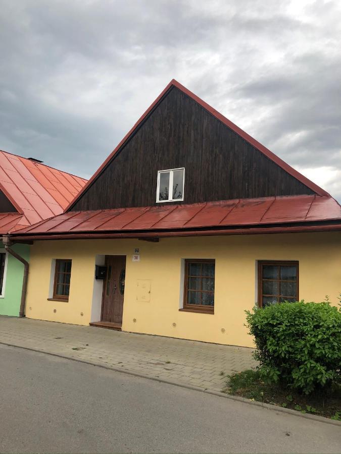 Вилла Historicky Dom Кежмарок Экстерьер фото